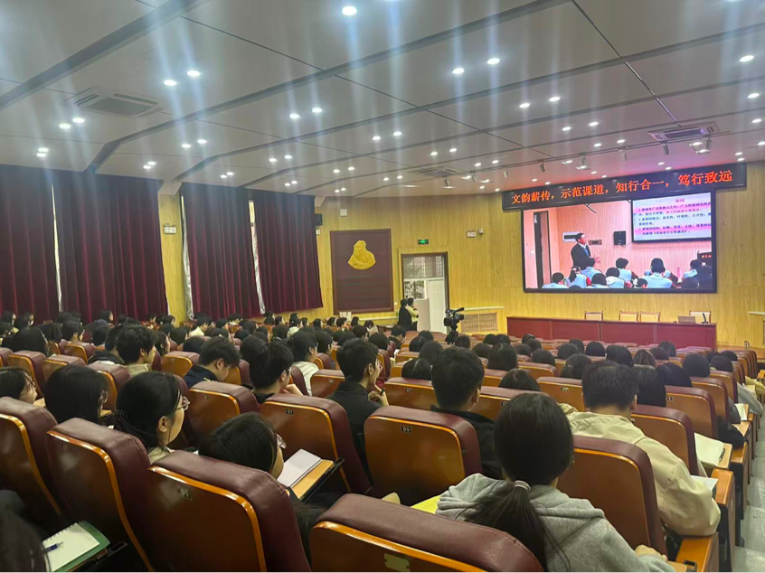 2025-11-20 下午3:37:01.636000