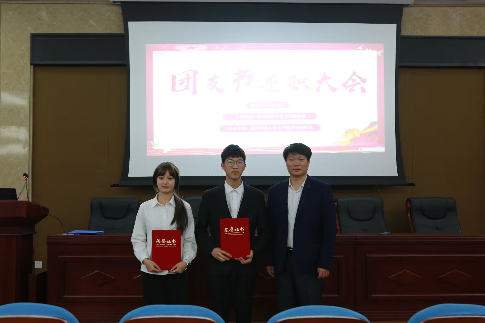 f4234e8b428e23ec031943f30a37d49e